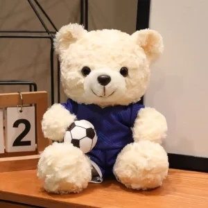 Björn gosedjur med fotbollstema, kawaii-design och lekfull animeinspirerad stil