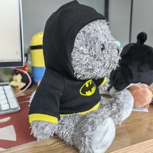 Björn gosedjur från DC Comics med Batman och Superman i klassisk hjältestil, 20 cm 12 Björn gosedjur från DC Comics med Batman och Superman i klassisk hjältestil, 20 cm