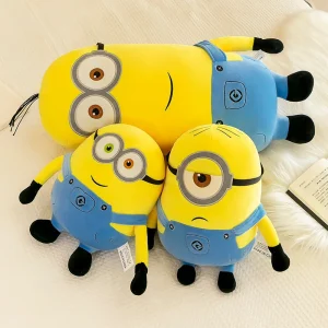Söta tecknade kuddar från Minions med Bob gosedjur samt Stuart, för födelsedagspresent