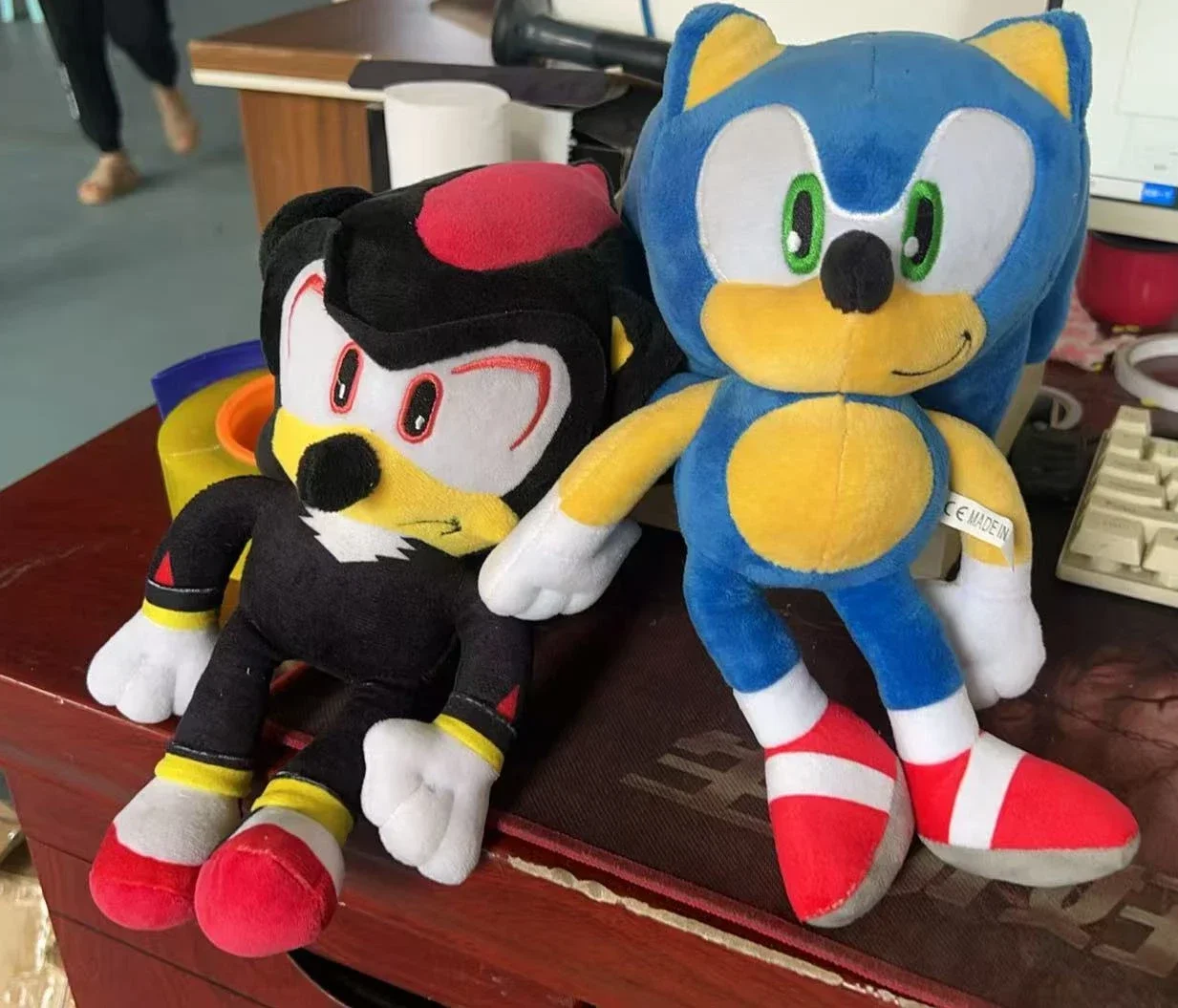 Sonic the Hedgehog gosedjur, med Amy Rose, Knuckles och Tails i tecknad stil, 30 cm 2 Sonic the Hedgehog gosedjur, med Amy Rose, Knuckles och Tails i tecknad stil, 30 cm - Bild 2