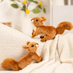 Squirrel gosedjur, verklighetstrogen och mjuk, mjukt ekorre realistisk naturtrogen