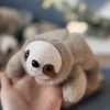 Sloth gosedjur i verklighetstrogen stil, med liggande pose, mjuk form, 20 cm 21 Sloth gosedjur i verklighetstrogen stil, med liggande pose, mjuk form, 20 cm
