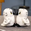 Mjuk och tecknad Hedwig uggla gosedjur, rolig leksak som axeldekor för axeln