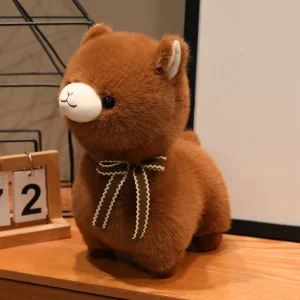 Fluffigt gosedjur i flera figurvarianter med rosett och kawaii-stil, 24–30 cm