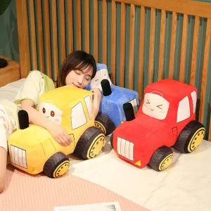 Verklighetstrogna kawaii-gosedjur som traktor och grävmaskin, fordonskuddar för barn
