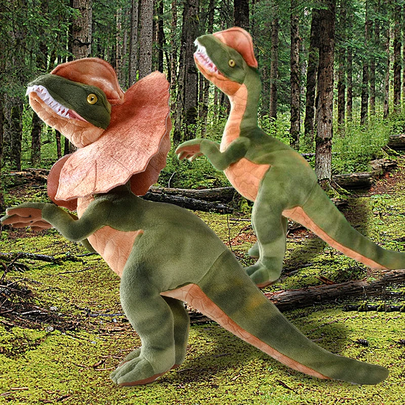 Jurassic Park Dilophosaurus dinosaurie gosedjur med dubbla nackkragar, mjuk presentfigur 22 Färgglad dinosaurieplush med tydlig nackkrage i en skogsmiljö.