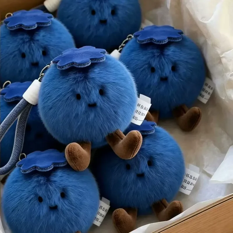 Nyckelring med blåbärsdesign, fluffig lyckobringare och flera figurvarianter 2 Nyckelring med blåbärsdesign, fluffig lyckobringare och flera figurvarianter - Bild 2