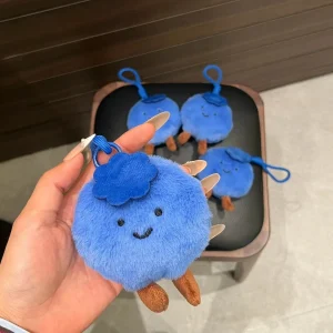 Nyckelring med blåbärsdesign, fluffig lyckobringare och flera figurvarianter 13 Nyckelring med blåbärsdesign, fluffig lyckobringare och flera figurvarianter