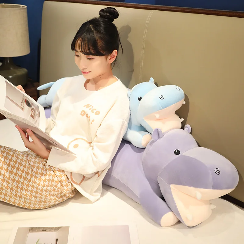 Hippo gosedjur som lång kramkudde och ryggkudde, tecknad kawaii-design för sovrum 3 Hippo gosedjur som lång kramkudde och ryggkudde, tecknad kawaii-design för sovrum - Bild 3