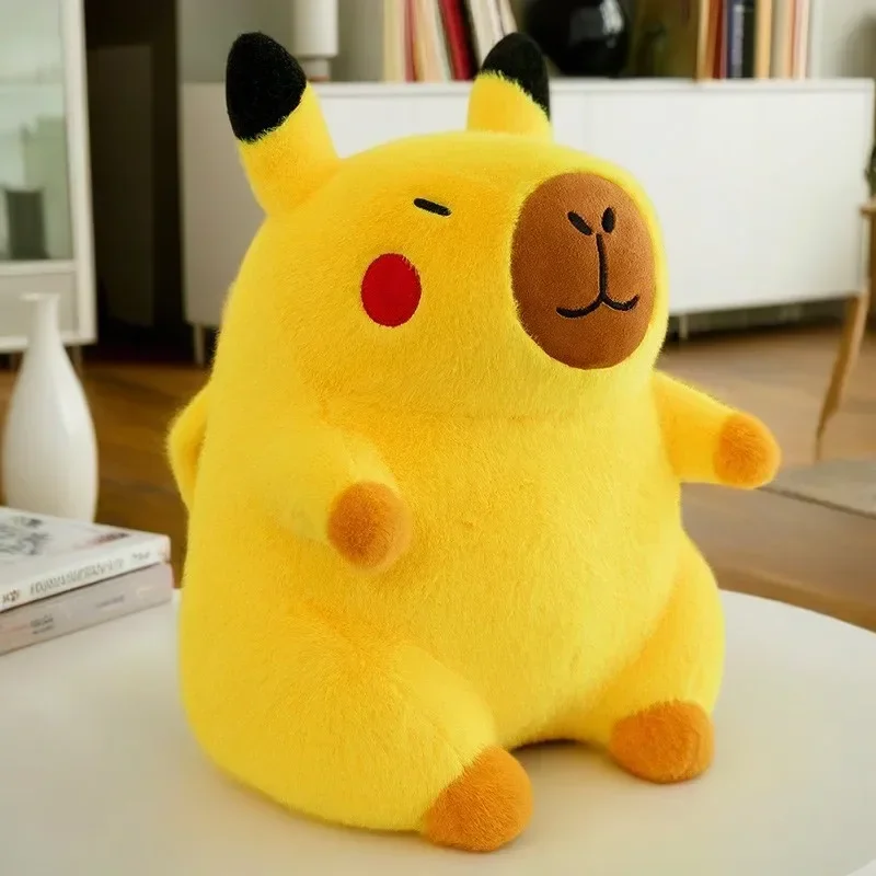 Sött Pokémon Pikachu kapybara gosedjur, kawaii-djurkudde för barn, 40–50 cm 20 Rund gul Pikachufigur i mjuk kapybarakuddeform.