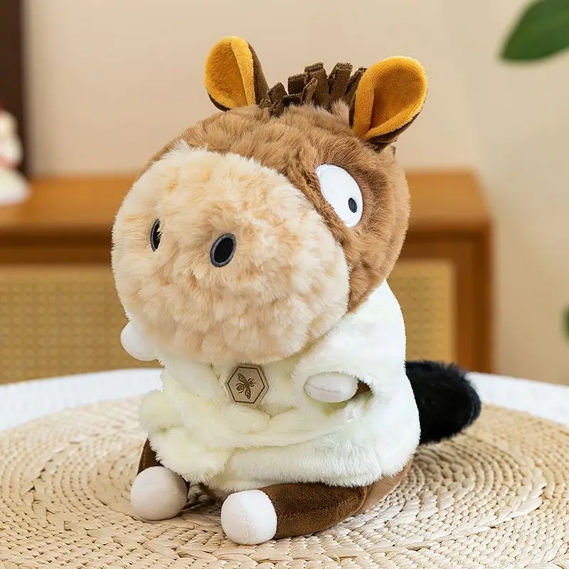 Donkey som nyckelring, söt och fluffig, donkeydekoration mjuk multiple outfits 23 Visa den sittande åsneplyschen framifrån med sin ljusa mule och vita hovar.