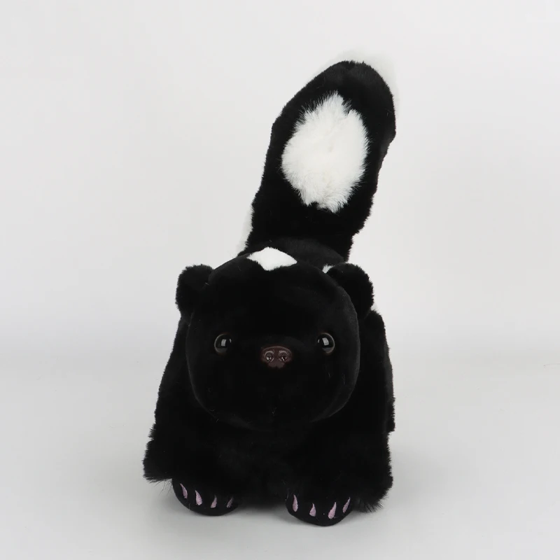 Skunk gosedjur i naturtrogen kawaii-stil för sällskap, dekoration och present till barn 5 Skunk gosedjur i naturtrogen kawaii-stil för sällskap, dekoration och present till barn - Bild 5