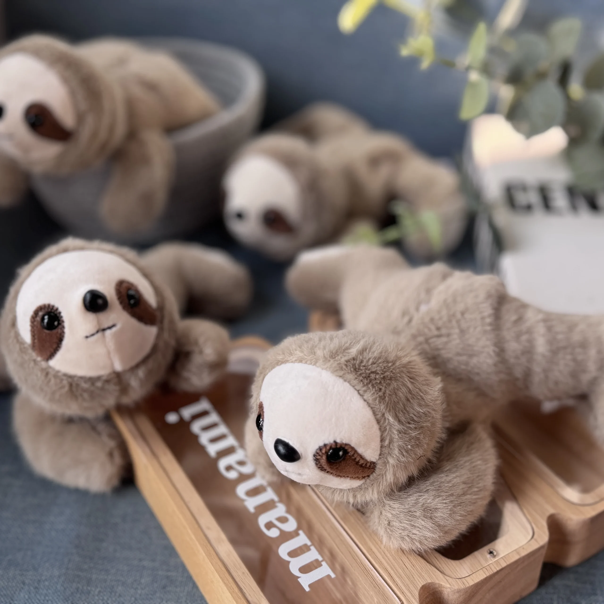 Sloth gosedjur i verklighetstrogen stil, med liggande pose, mjuk form, 20 cm 5 Sloth gosedjur i verklighetstrogen stil, med liggande pose, mjuk form, 20 cm - Bild 5