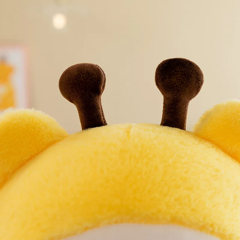 Kawaii tecknat bi som björn gosedjur, mjukt och kramvänligt för barn vid läggdags 4 Kawaii tecknat bi som björn gosedjur, mjukt och kramvänligt för barn vid läggdags - Bild 4
