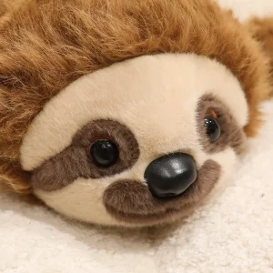 Sloth gosedjur i liggande, fluffig och kramgo stil med realistiska klor, 18–45 cm