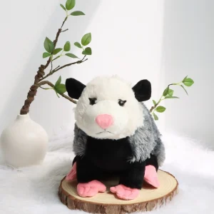 Mus gosedjur med söt, naturtrogen opossumdesign och sittande kroppsform, 38 cm 7 Mus gosedjur med söt, naturtrogen opossumdesign och sittande kroppsform, 38 cm