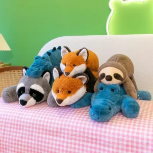 Alternative view of Räv gosedjur som hukande kawaii-kuddfigur, sengångare, tvättbjörn, krokodil och Stitch