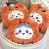 Chiikawa-figur från japansk anime i krabbdräkt, mjuk nyckelring och väskhänge för samling