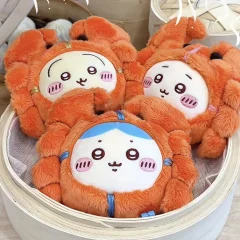 Chiikawa-figur från japansk anime i krabbdräkt, mjuk nyckelring och väskhänge för samling