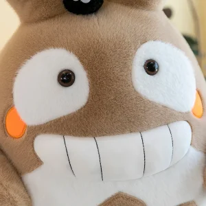 Totoro-kudde med stort leende, söt tecknad karaktärsdesign och mjuk lång form 11 Totoro-kudde med stort leende, söt tecknad karaktärsdesign och mjuk lång form