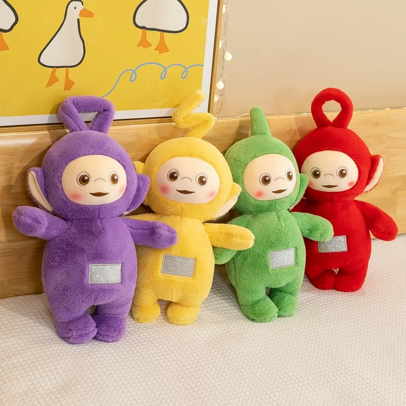 Teletubbies-gosedjur på med flera figurvarianter i gullig, tecknad kawaii-stil, 30 cm 27 Visa figurerna i fyra olika färger, uppställda bredvid varandra.