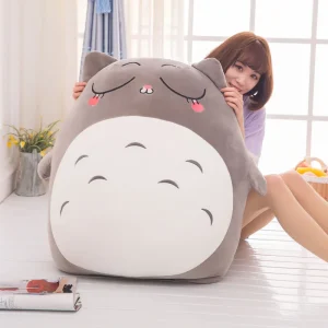 Stor grå katt som gosedjur i söt Totoro-stil, kattkudde och plyschkudde, 30–70 cm 9 Stor grå katt som gosedjur i söt Totoro-stil, kattkudde och plyschkudde, 30–70 cm