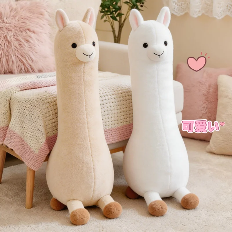 Får gosedjur som fårkudde, verklighetstrogen och Funny, 50–130 cm 20 Två stående alpacakramdjur i vitt och gräddvitt med rosa öron och bruna fötter.