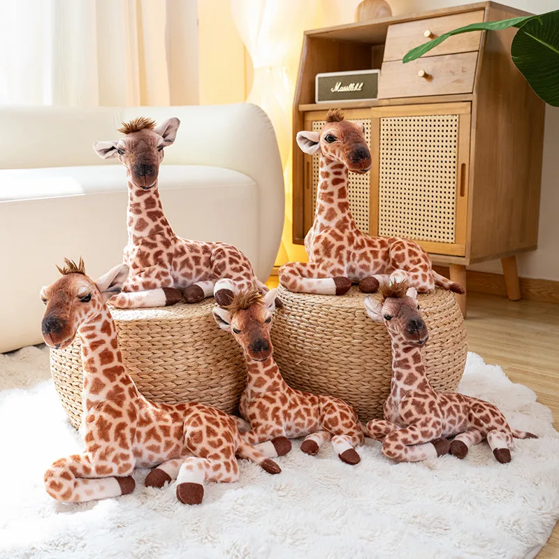 Giraffe gosedjur i liggande design, realistiskt och fluffigt vilddjursmotiv för soffan 5 Giraffe gosedjur i liggande design, realistiskt och fluffigt vilddjursmotiv för soffan - Bild 5