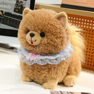 Sött, realistiskt hund gosedjur i form av en Pomeranian-valp, 32–42 cm, som julklapp