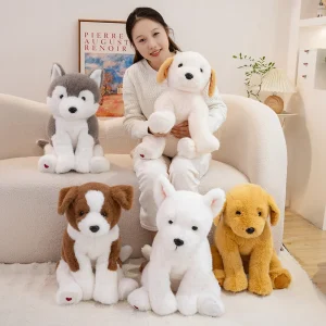 Hund gosedjur i livlik och lurvig design, West Highland, Golden Retriever, Husky, Labrador eller Border Collie, 40–55 cm, present till barn
