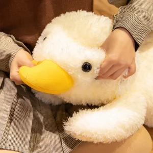Anka gosedjur som gul kramkudde med söt kawaii-design och festlig pose, 45–75 cm