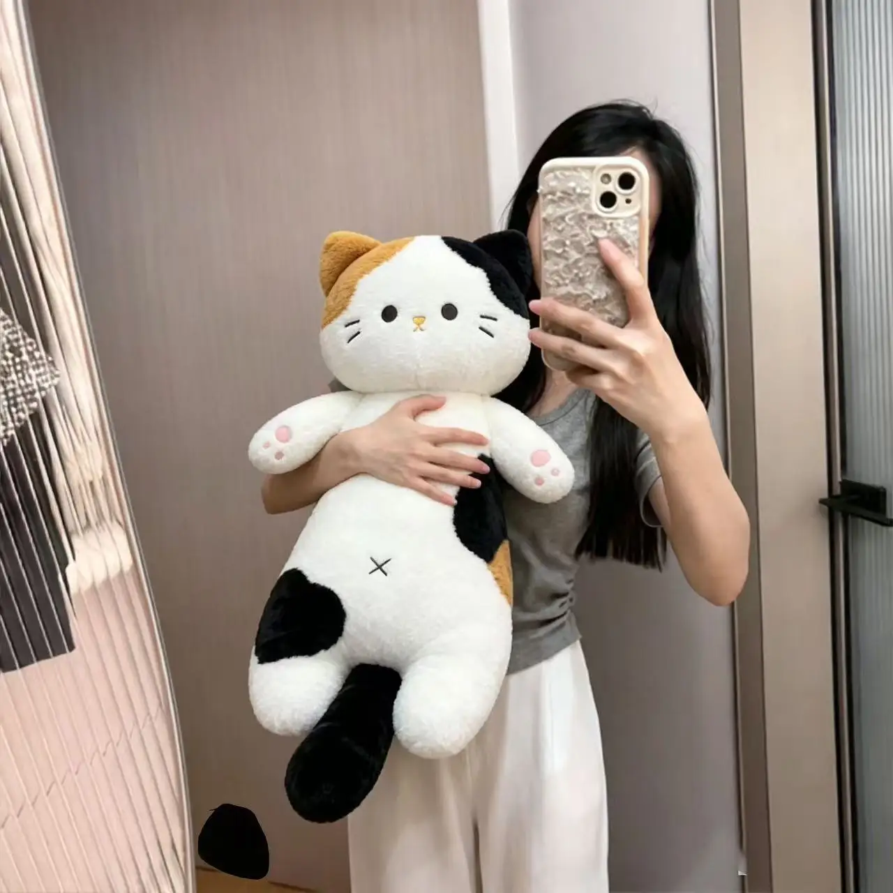 Katt gosedjur som lång kroppskudde i söt tecknad stil med benstöd för säng och soffa 5 Katt gosedjur som lång kroppskudde i söt tecknad stil med benstöd för säng och soffa - Bild 5