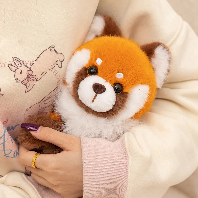 Animeinspirerat panda gosedjur som röd tvättbjörn, kawaii figur med fluffigt hår 6 Animeinspirerat panda gosedjur som röd tvättbjörn, kawaii figur med fluffigt hår - Bild 6