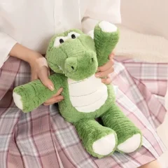 Krokodil gosedjur i söt, tecknad anime-stil som handgjord grön plyschkudde, 36 cm