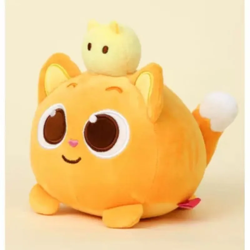 Katt gosedjur som kattkudde, orange och rosa, ninimo kawaii plyschkudde prydnadskudde 21 Hela den orange kattplyschen visas framifrån mot en ljus bakgrund.