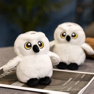 Uggla gosedjur med Hedwig i tecknad stil, mjuk och lekfull att bära på axeln 10 Uggla gosedjur med Hedwig i tecknad stil, mjuk och lekfull att bära på axeln