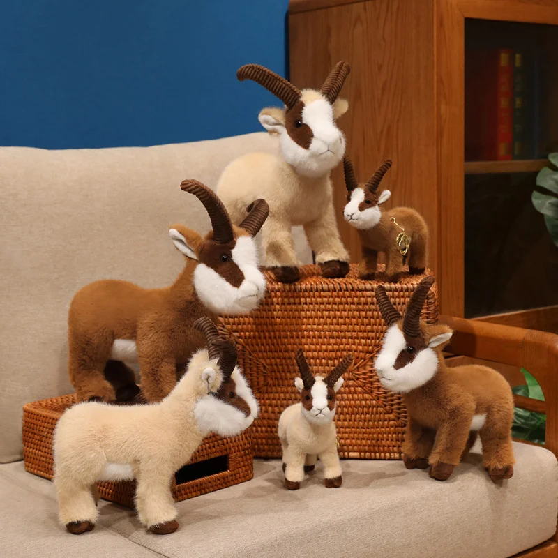 Realistiskt Ibex (wild goat) gosedjur med böjda horn, fluffigt ansikte och stående form 1 Realistiskt Ibex (wild goat) gosedjur med böjda horn, fluffigt ansikte och stående form
