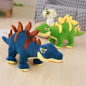 Dinosaurie gosedjur i tecknad stil, som mjukisdocka i grönt eller blått, 55–100 cm 12 Dinosaurie gosedjur i tecknad stil, som mjukisdocka i grönt eller blått, 55–100 cm