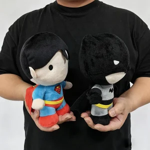 Batman gosedjur från DC Comics i klassisk Justice League-stil, med Superman, 20 cm