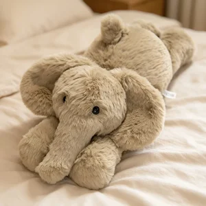Kanin gosedjur i liggande form, med elefant, ko, lejon och gris som kramdjur och present 17 Kanin gosedjur i liggande form, med elefant, ko, lejon och gris som kramdjur och present