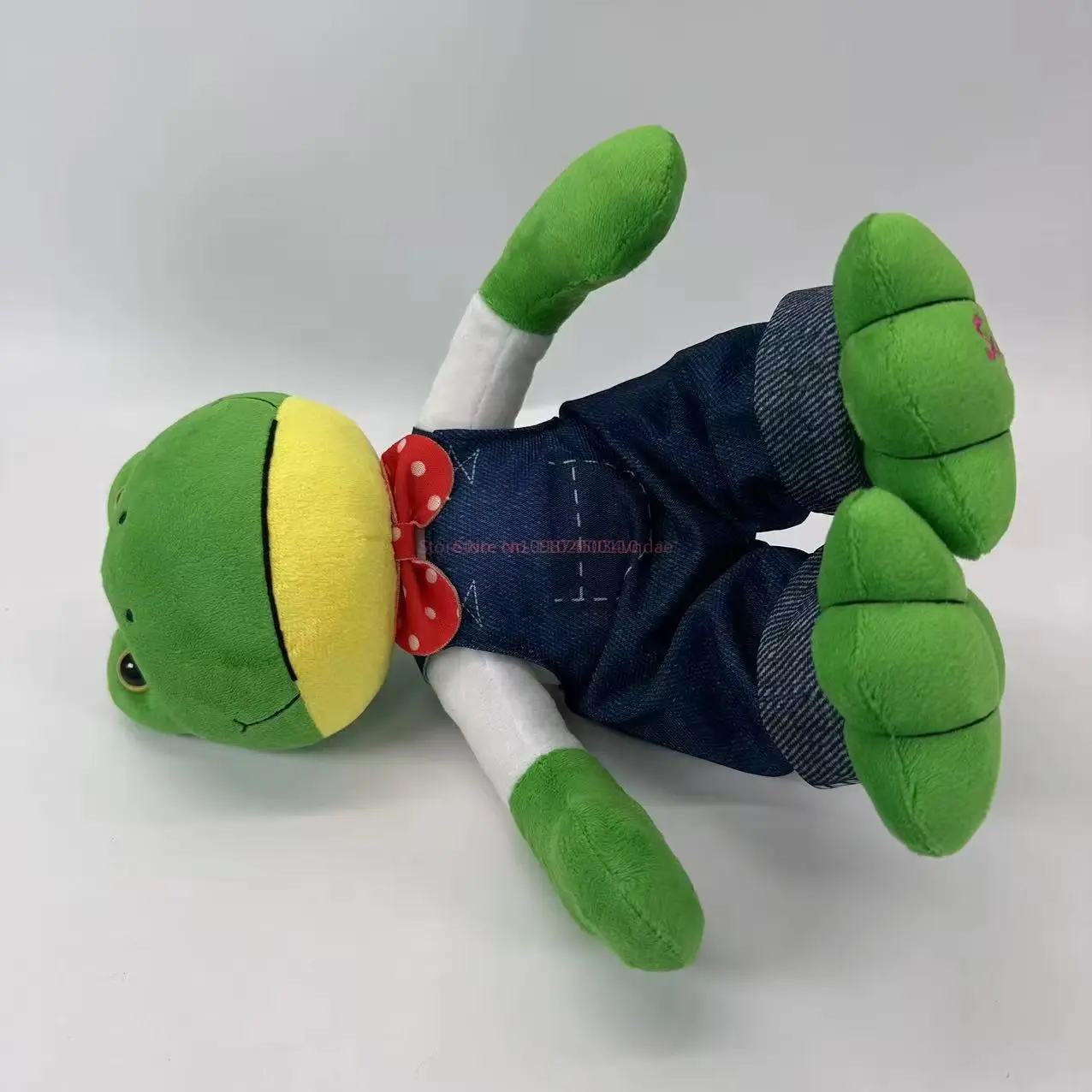 Söt långbent groda som gosedjur med ensamt uttryck och parinspirerad design 5 Söt långbent groda som gosedjur med ensamt uttryck och parinspirerad design - Bild 5