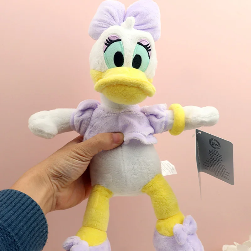 Mus gosedjur i tecknat karaktärsset med Musse Pigg, Kalle Anka och Kajsa Anka, 30 cm 6 Mus gosedjur i tecknat karaktärsset med Musse Pigg, Kalle Anka och Kajsa Anka, 30 cm - Bild 6
