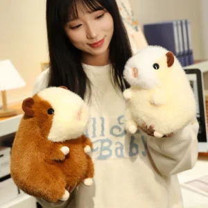 Gris och hamster gosedjur med knubbig tecknad form i brunt och beige, 23 cm 9 Gris och hamster gosedjur med knubbig tecknad form i brunt och beige, 23 cm