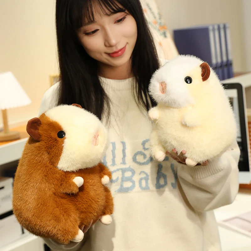 Gris och hamster gosedjur med knubbig tecknad form i brunt och beige, 23 cm 2 Gris och hamster gosedjur med knubbig tecknad form i brunt och beige, 23 cm - Bild 2