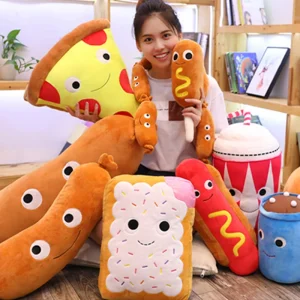 Kawaii-hundgosedjur i korvformad kudde med lekfullt snabbmatsmotiv och mjuk form