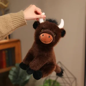 Ko gosedjur i höglandsstil med söt, naturtrogen form och klassisk utformning, 27 cm 11 Ko gosedjur i höglandsstil med söt, naturtrogen form och klassisk utformning, 27 cm