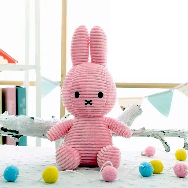Miffy som kanin-gosedjur i söt kawaii-stil med tecknat uttryck och hög kvalitet 5 Miffy som kanin-gosedjur i söt kawaii-stil med tecknat uttryck och hög kvalitet - Bild 5