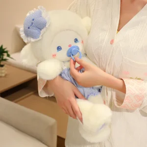 Får gosedjur som fluffig sovkudde i söt tecknad stil med nappmotiv, 35–45 cm