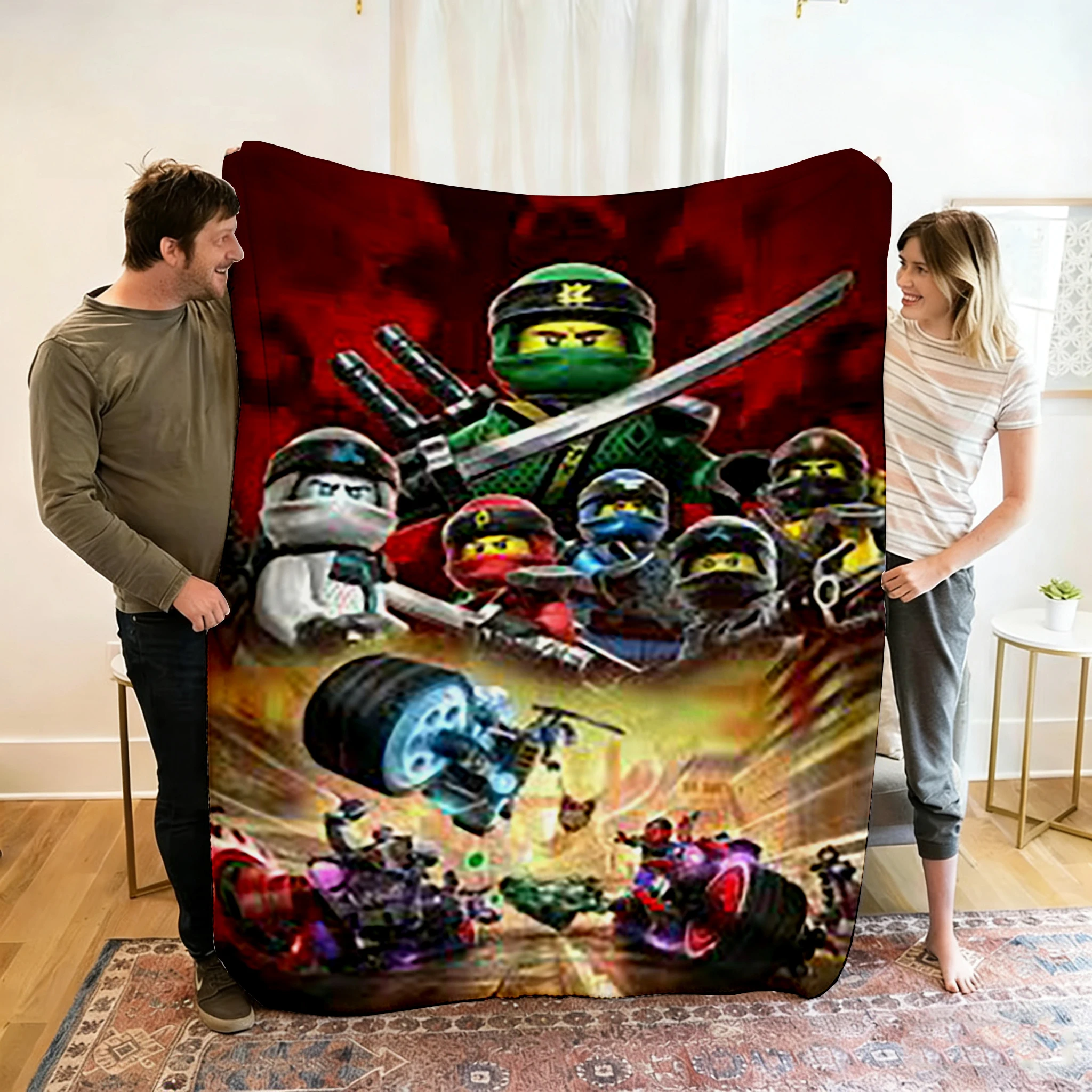 Filt med Ninjago-figurer i tecknad stil för soffa, vila och resor, 100–220 cm 61 Röd och svart filt med maskerade NINJAGO-figurer och svärd.