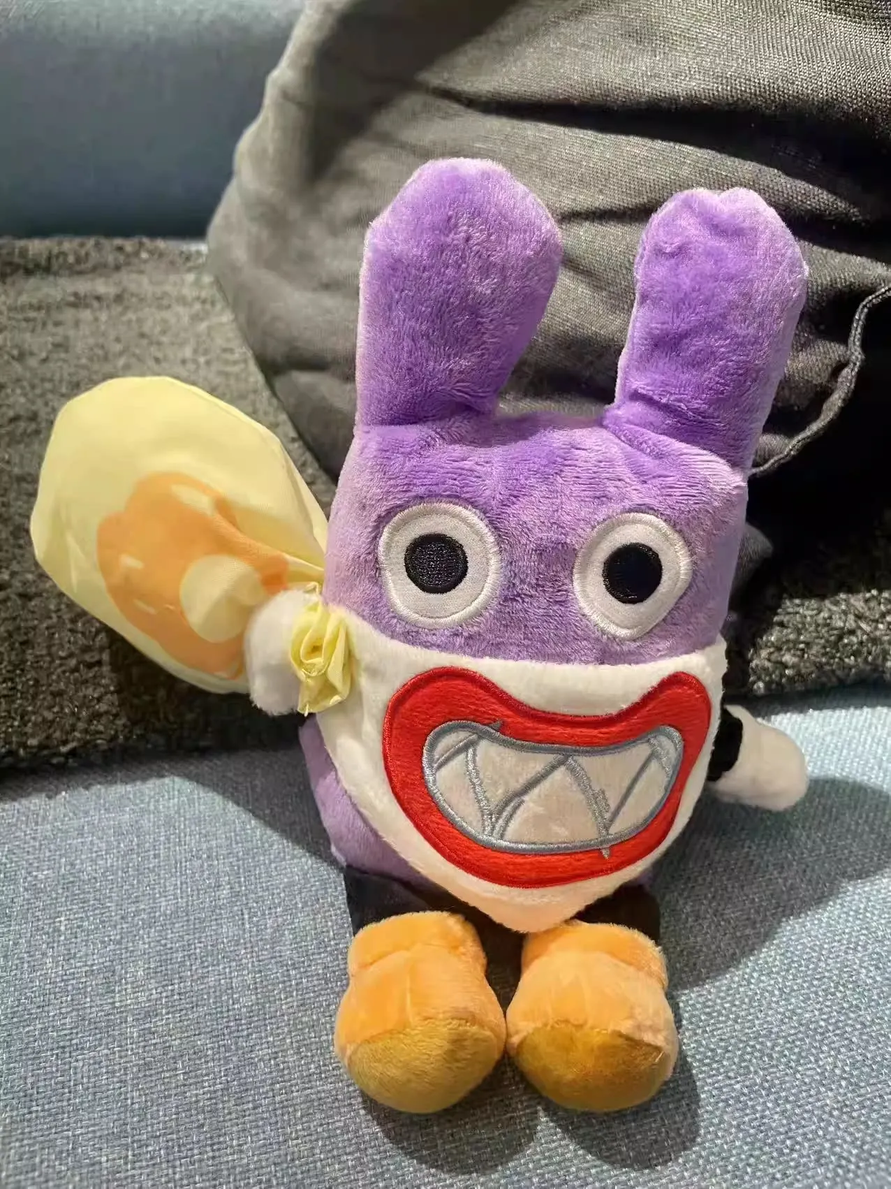 Samlarfigur i form av en orange Kirby-docka med arg min och tecknad spelstil 31 Samlarfigur i form av en orange Kirby-docka med arg min och tecknad spelstil - Bild 31